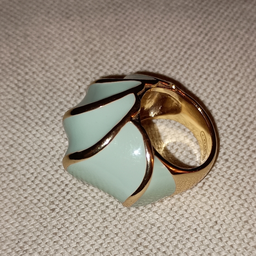 Coach Mint Green Gold Shell Statement Ring Size 7 - image 2